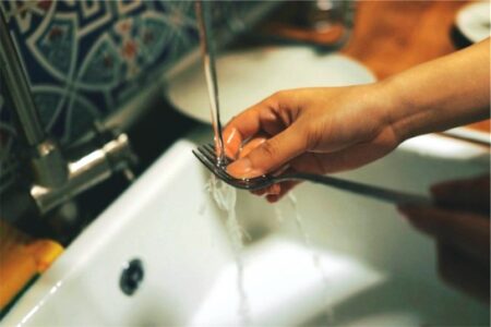 Flint Families Paying for Still-Unsafe Drinking Water Image